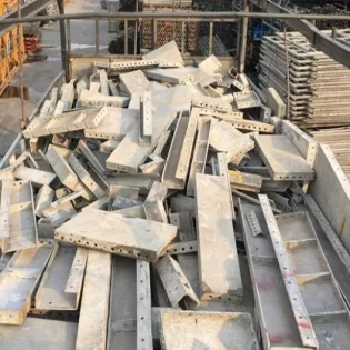mua phế liệu sắt thép giá cao ở dĩ an