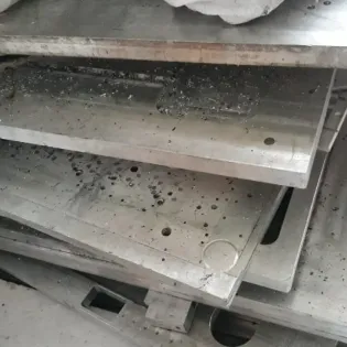 ĐƠN VỊ CHUYÊN THU MUA CHÌ PHẾ LIỆU