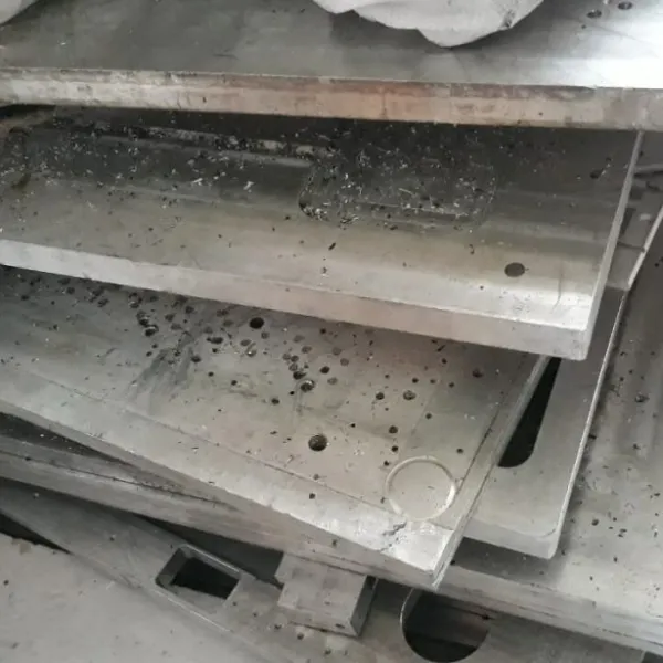 ĐƠN VỊ CHUYÊN THU MUA CHÌ PHẾ LIỆU