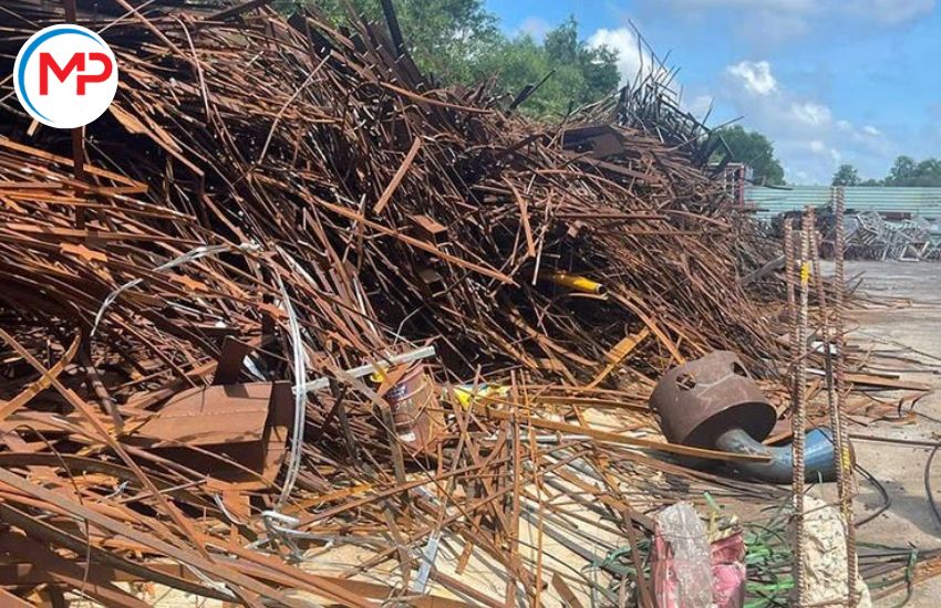 Mạnh Phát cân và phân loại phế liệu như thế nào?