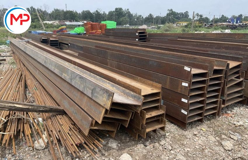 Thu mua sắt thép từ nhà xưởng và công trình